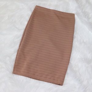 NUDE PENCIL SKIRT